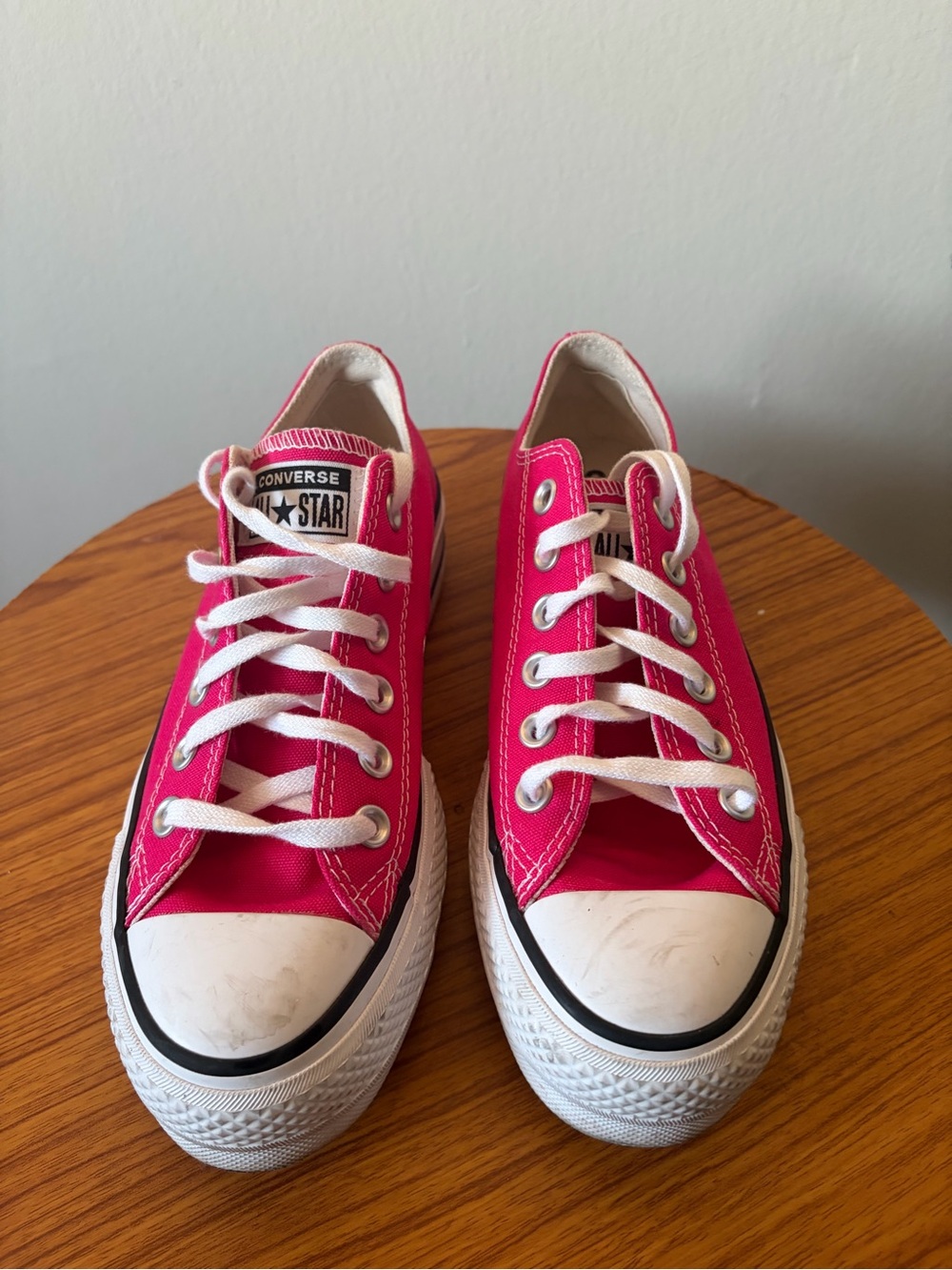 Converse Low Top Sneakers - Bright Pink